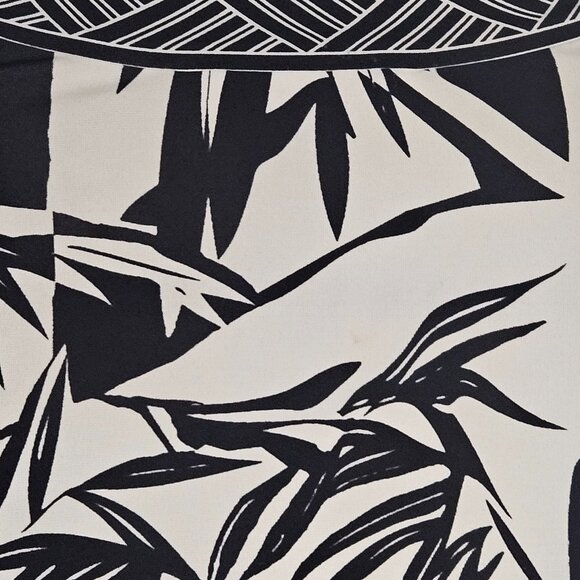 BCBG Max Azria Wrap Dress XS - Picture 8 of 9